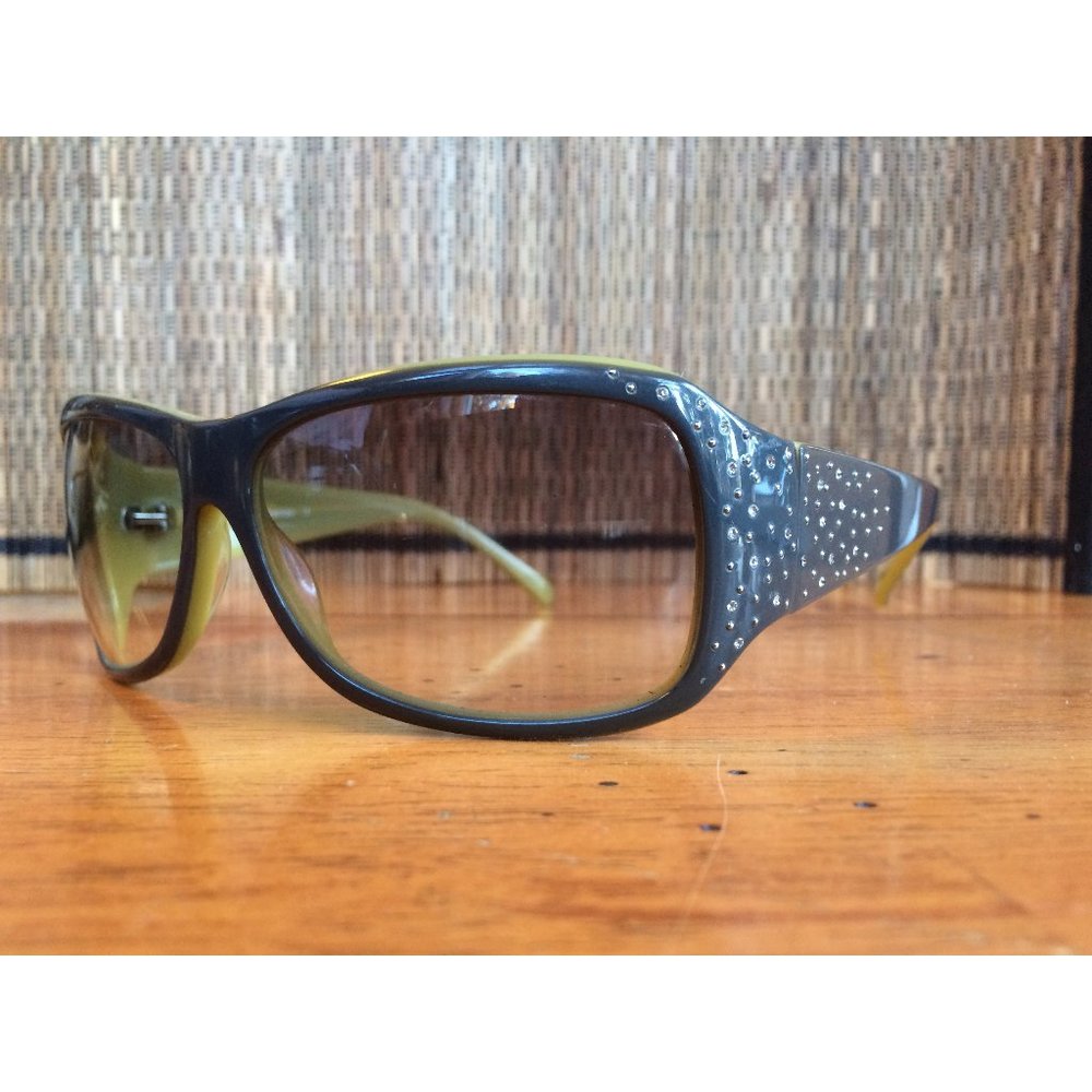 Bebe eyes | Charmain Sunglasses